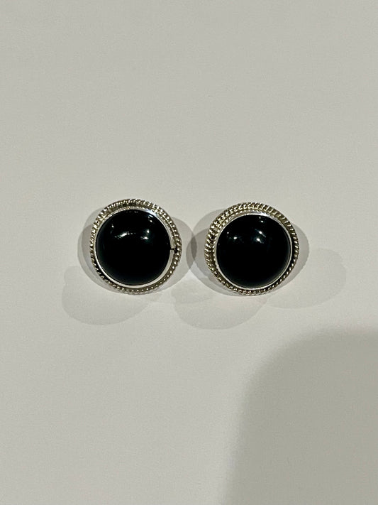 Onyx Round Studs